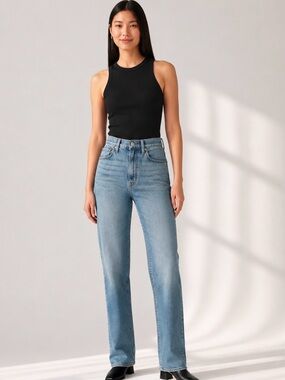 LEVI’S Ribcage Straight Button Fly Jeans Size 27